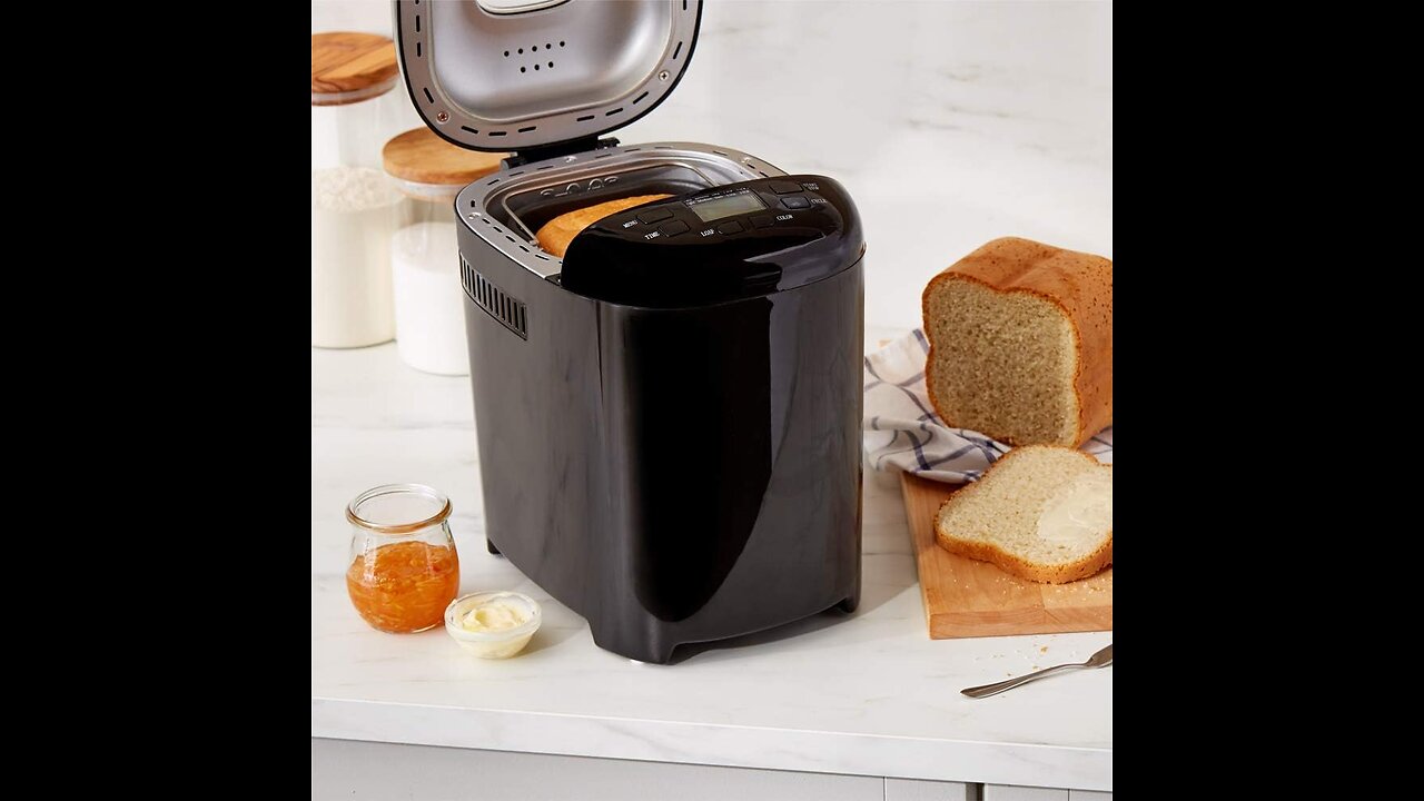 Amazon Basics 2 Pound Non-Stick Bread Making Machine,