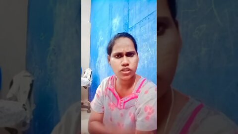 தமிழ் எங்களுக்கு பெருசு தான் தமிழ பத்தி தப்பா பேசுனா வாய்ல அடிப்பேன்..👊🏼👊🏼👊🏼