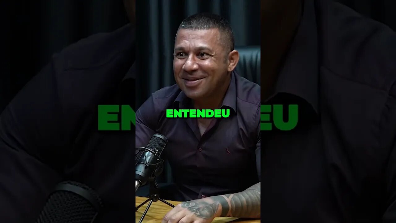 O erro que muitos homens cometem quando uma mulher perde o interesse André Cavuca #shorts