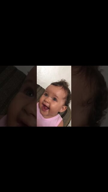 Olha que linda - Look how beautiful - देखो कितना सुंदर है - انظروا كم هو جميل - Mira que hermosa