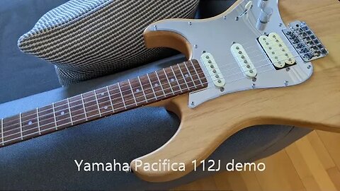 Yamaha Pacifica 112J demo