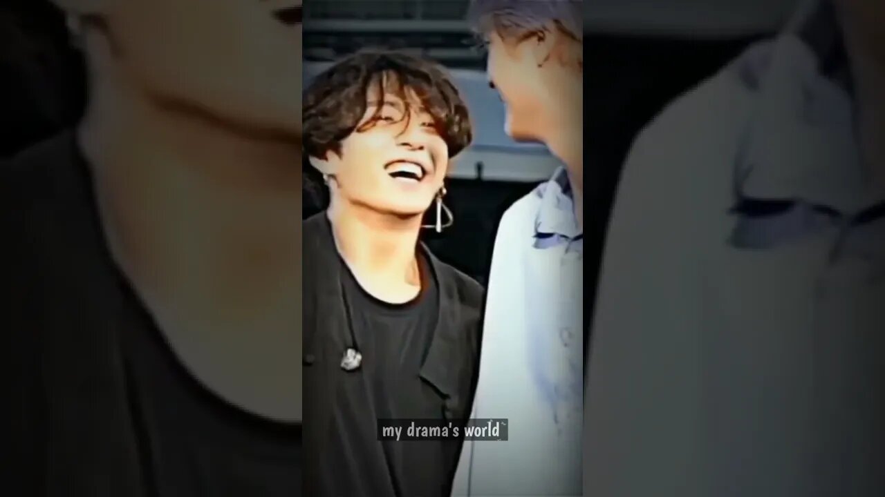 uh-huh his smile😍 // ek din meri baahon mein remix // jungkook bts