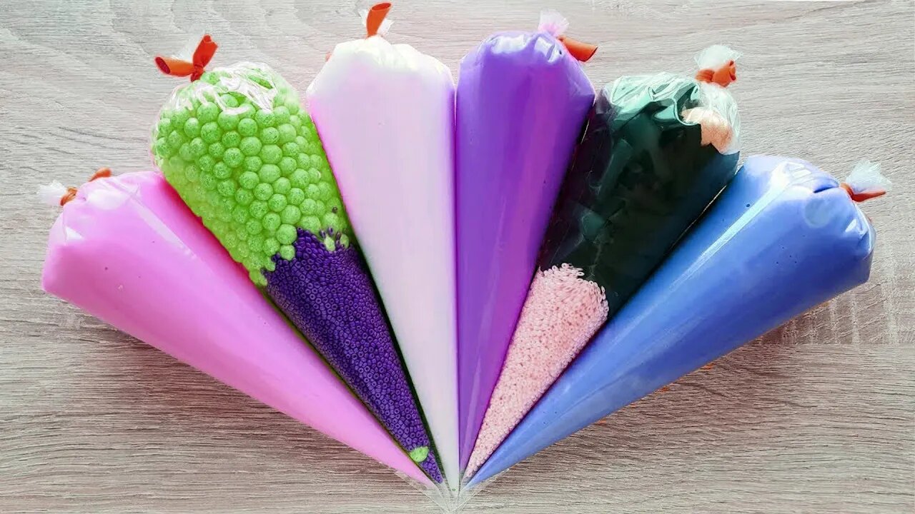 Making Crunchy Slime with Piping Bags #224