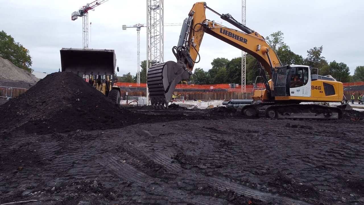 Construction Cranes Foundation Truck Concrete