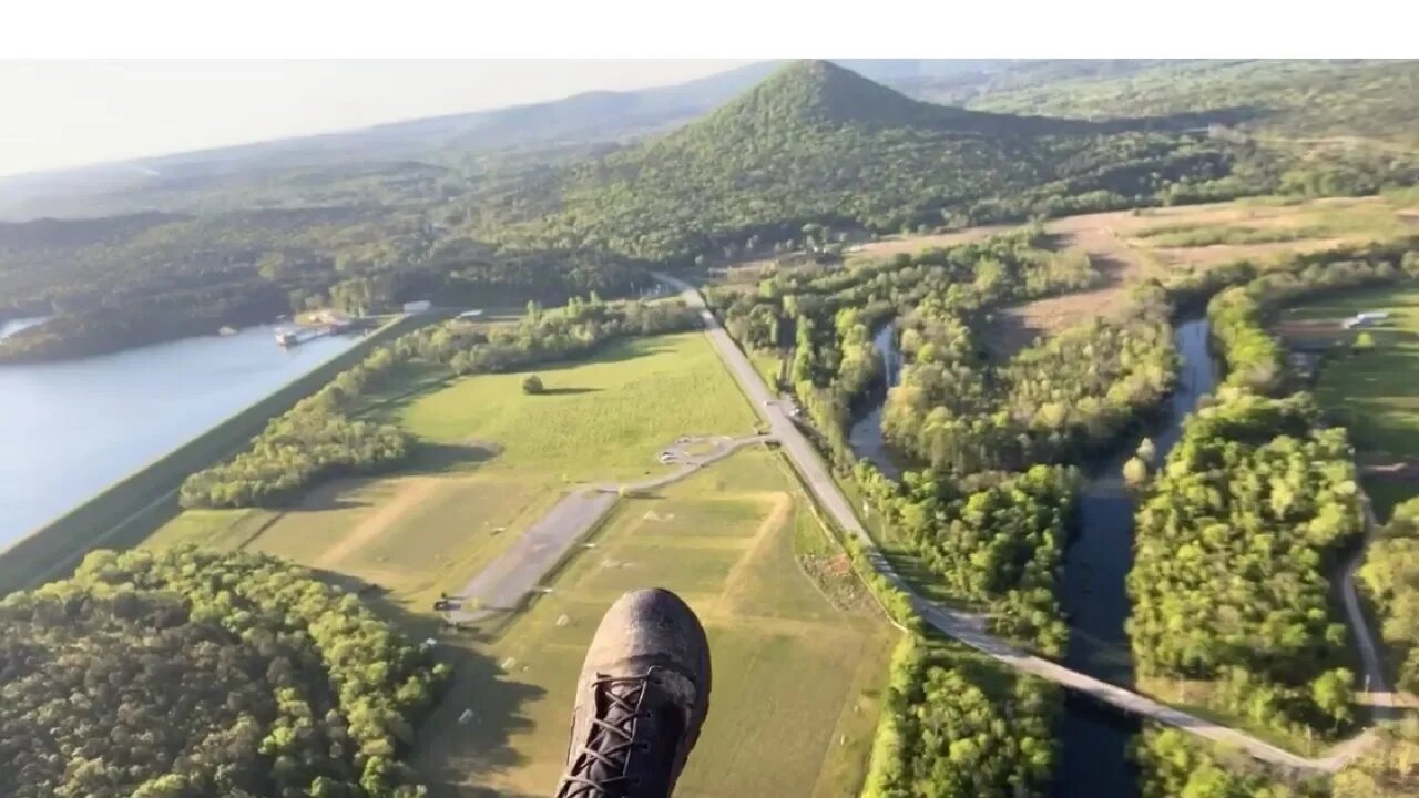 Flying pinnacle mountain on my Paramotor live stream