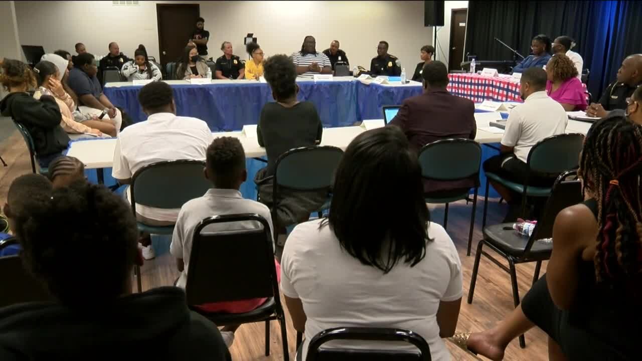 Milwaukee teens host youth town hall on reckless driving