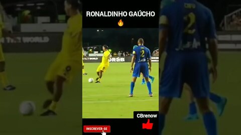 RONALDINHO GAÚCHO MOSTRANDO QUE NÃO PERDEU SUA CATEGORIA