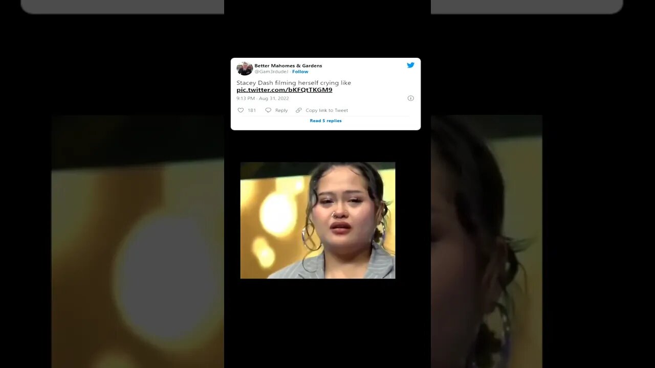 Twitter users react to Stacy dash sharing a video of her crying after finding out that DMX died