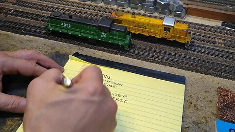 Design an NMRA Clinic AHM RS2 remotor example