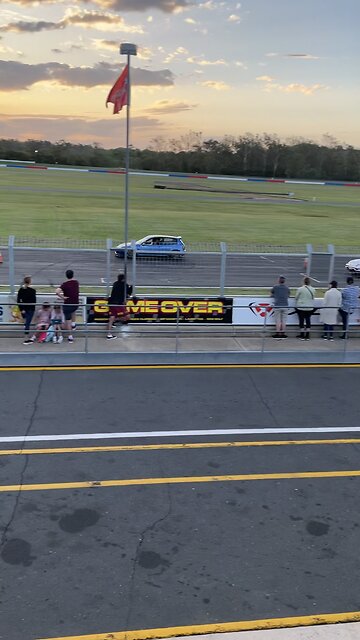 Honda Civic Drag Race