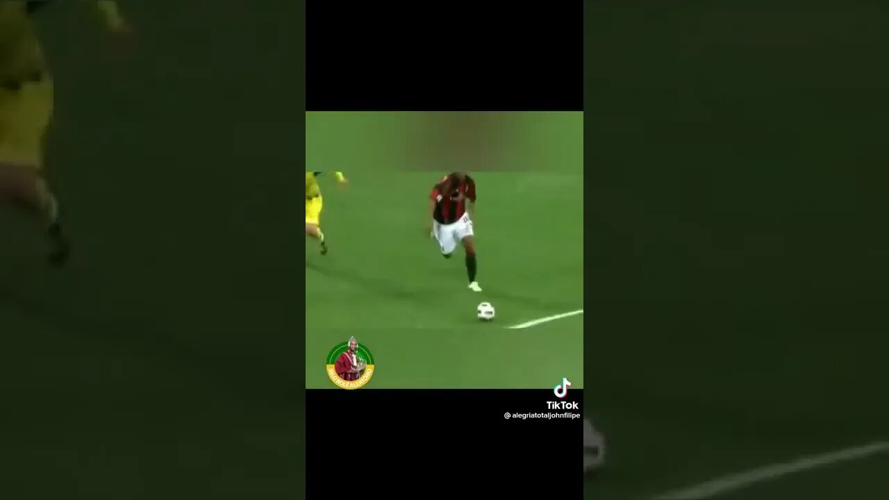 Ronaldinho Gaúcho, vídeo rápido para quem não conhece esse craque