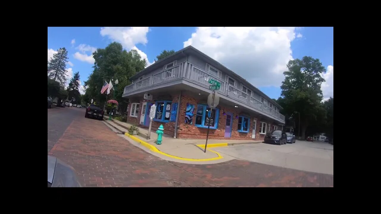 Driving Zionsville Indiana