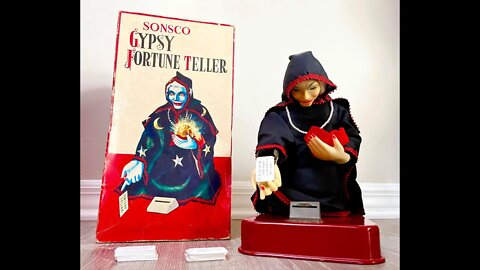 Spooky! Ichida Gypsy Fortune Teller MIB!