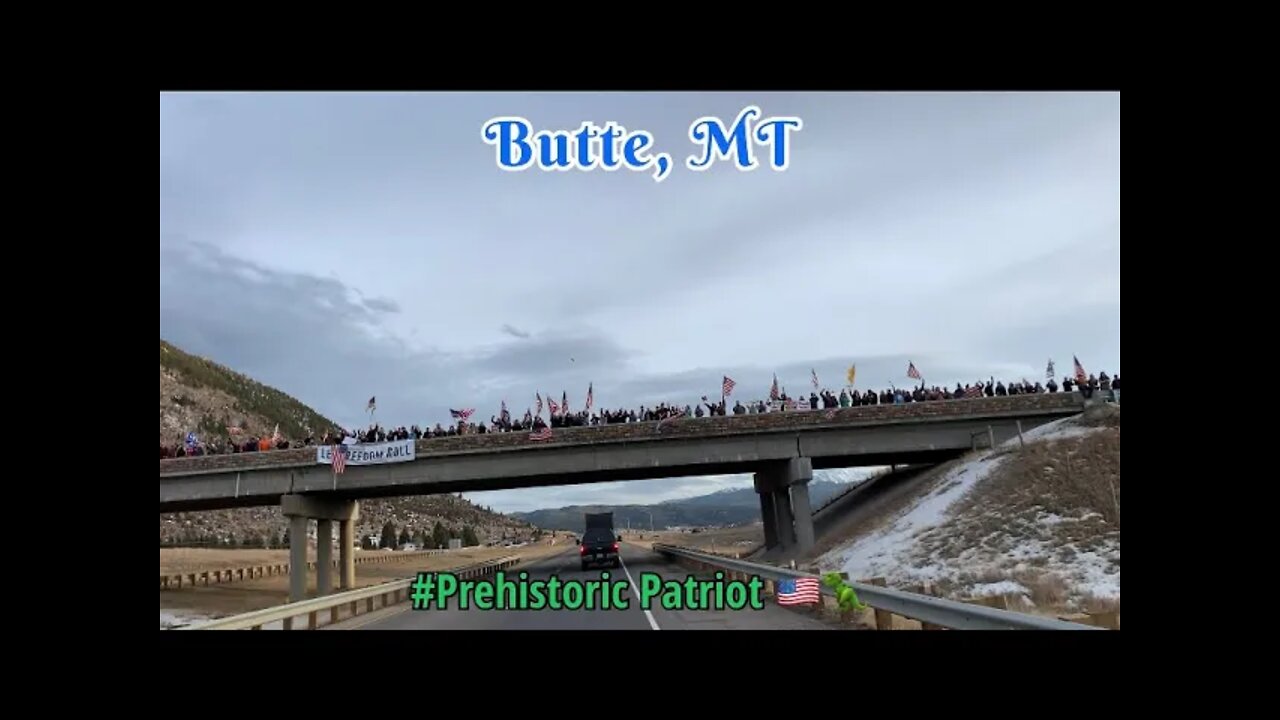 3/2/22 Big Sky Patriots from Butte to Manhattan, MT cheering for the Freedom Convoy! 🇺🇸✈️🚜🦖