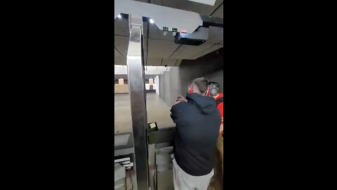 Colt 1911 shooting range