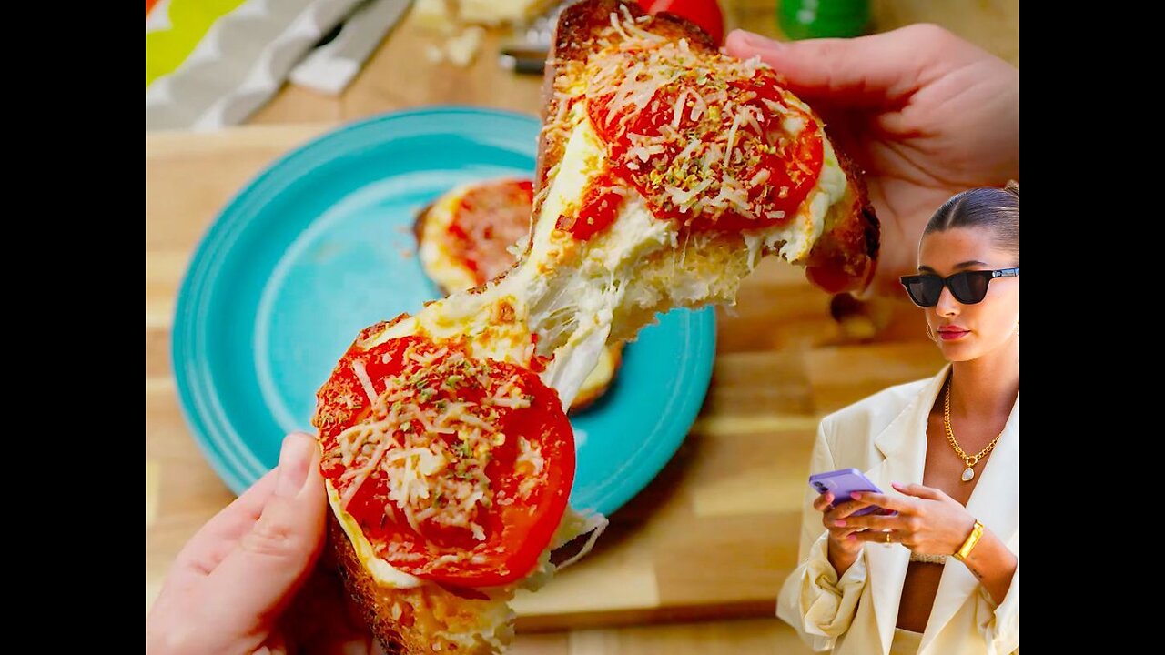 Hailey Bieber's Pizza Toast Craze!!