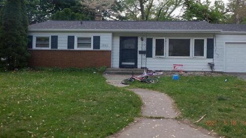 1323 Coolidge Avenue, Kalamazoo, MI Presented by Richard Stewart.