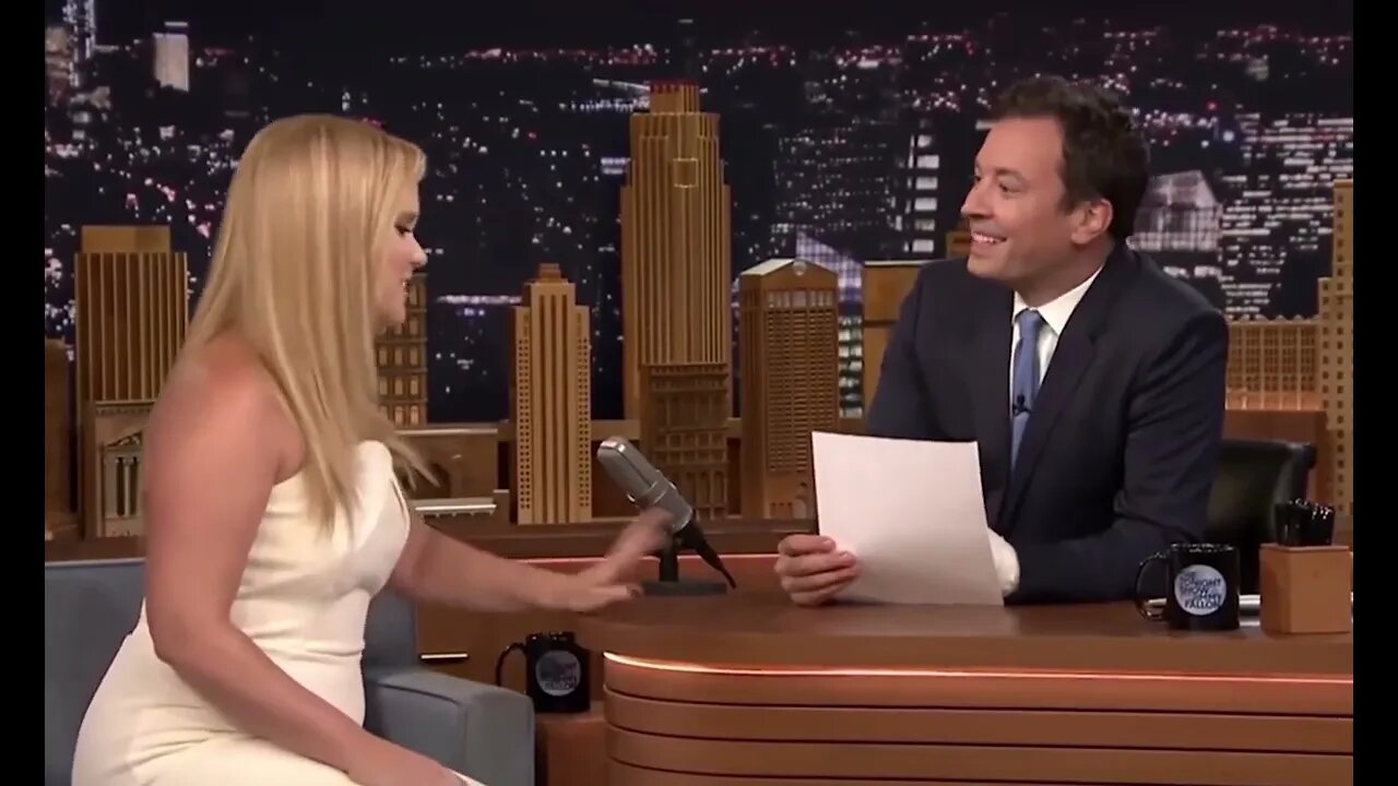 Amy Schumer Farts On The Late Show