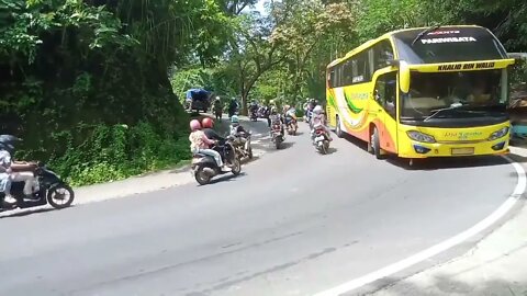 Terpantau Rame Lancar Di Jalan Emplak Pangandaran