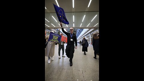 NFSC's livestream with Dr. K at St. Pancras Station on 15th March 2024. Dr. K stands with #NFSC. 3.15当天，新中国联邦人与K博士在英国圣潘克火车站直播连线。K博士和新中国联邦站在一起 #Take Down The CCP #CCP≠CHINE