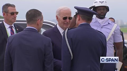 Biden Ignores Reporter Yelling ‘Happy Early Birthday’: ‘For Your Birthday, Will You Talk to Us, Sir?’