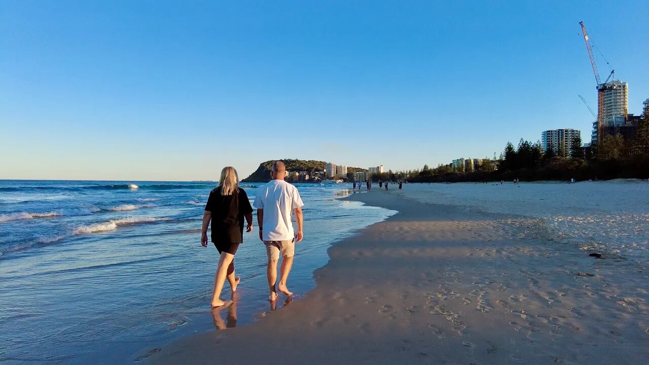 Burleigh Heads Beach Walk