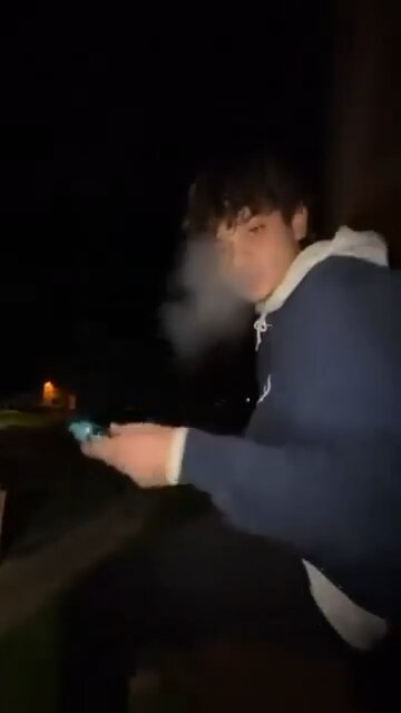 🚨 Guy Jumps After Throwing Vape Off Balcony 🤦‍♂️