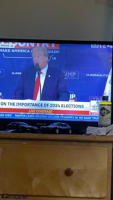 Car enthusiasts for trump