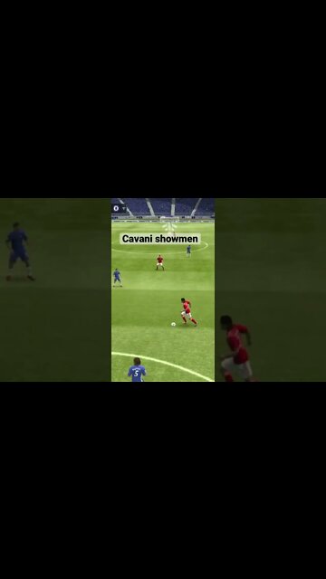 Cavani showman ! Ele resolveu