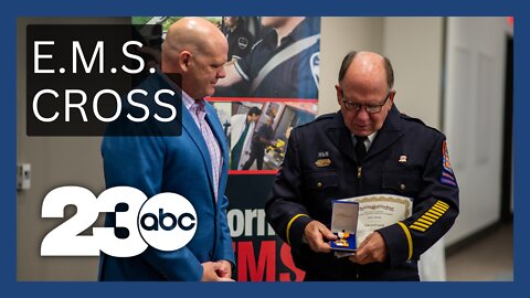 Bakersfield paramedic receives EMS Cross