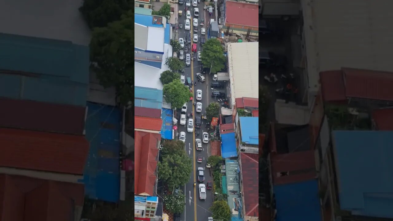 Traffic Jam Phnom Penh Cambodia 🇰🇭 #shorts #cambodia #phnompenh #expat