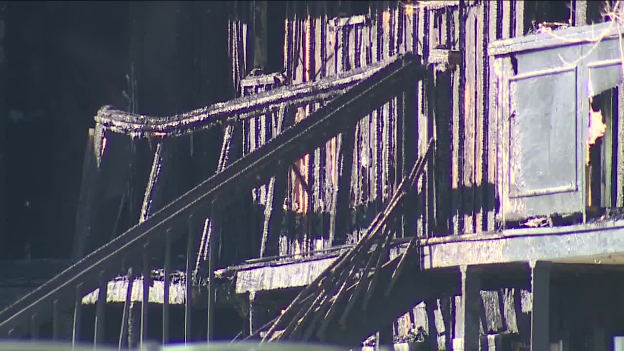 Mother, young daughter killed in Lakewood apartment fire
