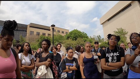 Texas State University: Loud Mouthed Jezebel Screams In My Face & Helps Me Draw a Massive Crowd