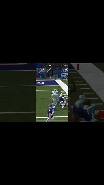 Broncos CB Patrick Surtain II Pass Interception Gameplay - Madden NFL 22 Mobile Football