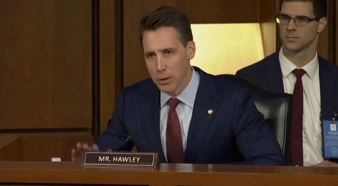 Hawley describe siete casos en los que Ketanji Brown Jackson fue muy indulgente con pedófilos