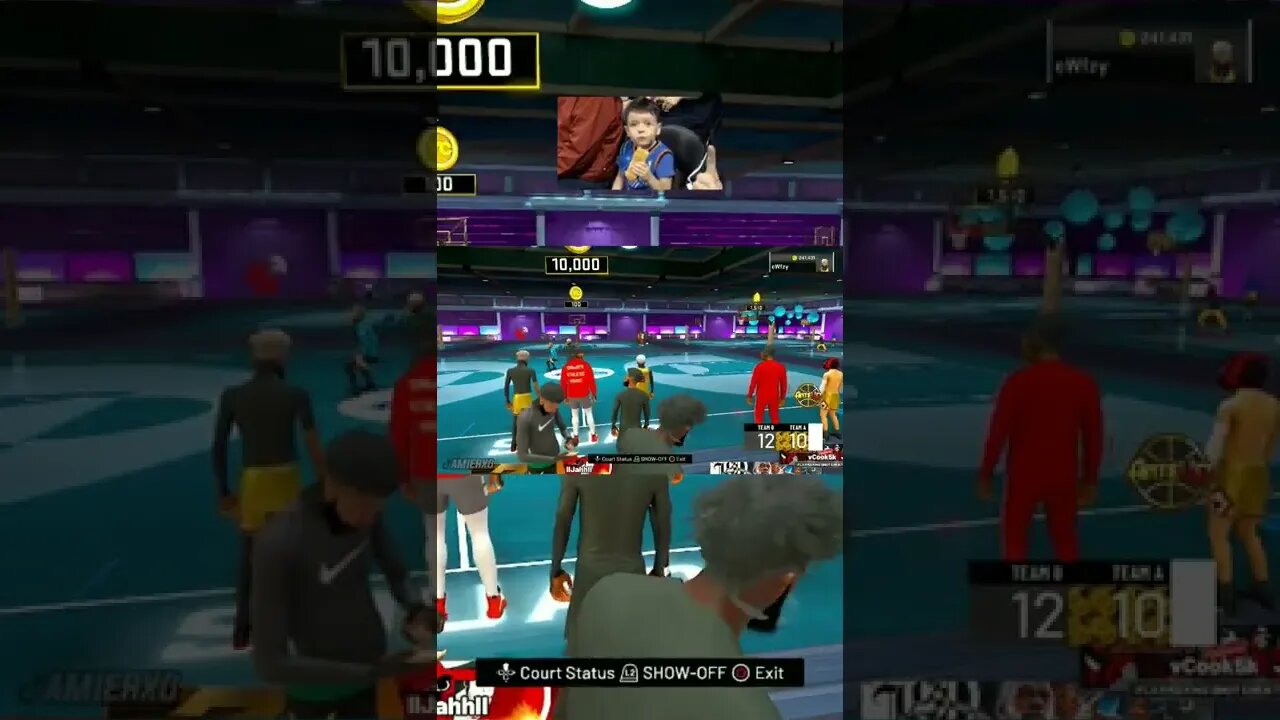 NBA 2K22 Construa seu próprio time dos sonhos com as estrelas de hoje e as lendas de ontem #shorts