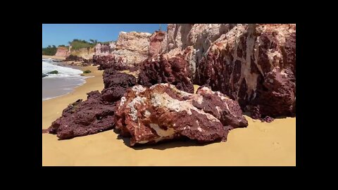 Praia de Mãe Bá, Anchieta