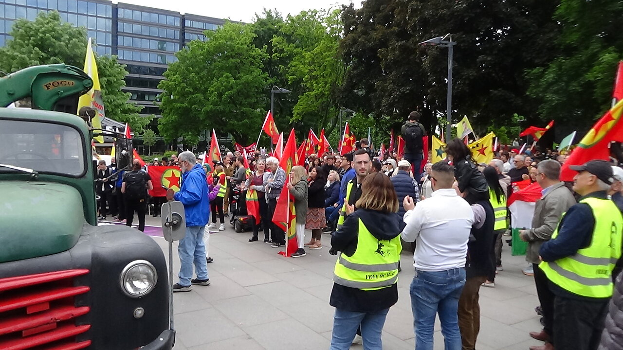 PKK-DEMONSTRATION MOT NATO OCH ERDOGAN