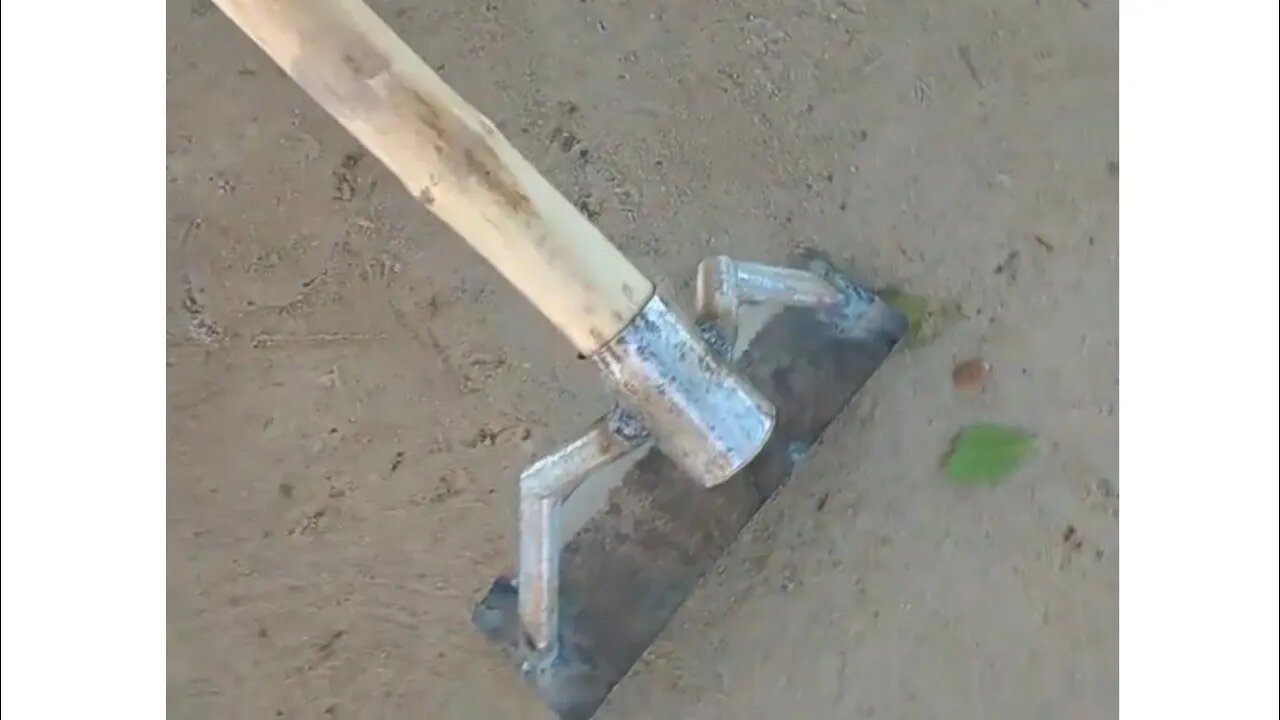 Detalhes da Enxada caseira em construção!