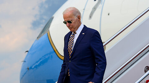 Biden Seeks Travel Ban for Unvaccinated Foreign Visitors