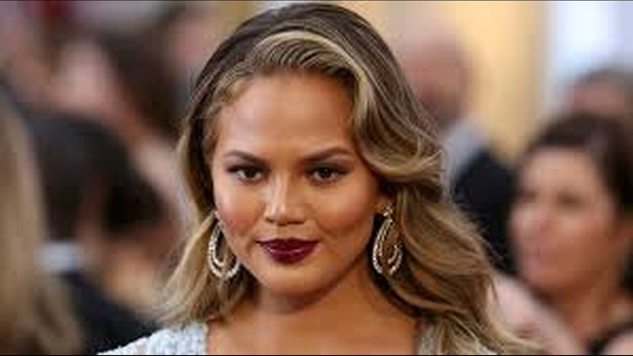 Chrissy Teigen Bio| Chrissy Teigen Instagram| Lifestyle and Net Worth and success story
