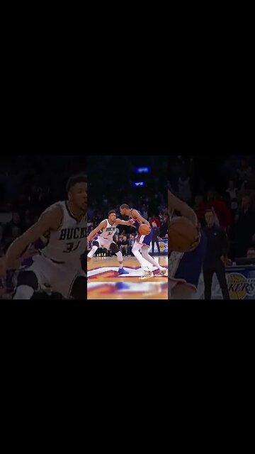 Giannis was furious on this foul call