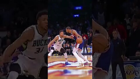 Giannis was furious on this foul call