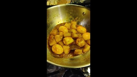 Spicy Egg Vuna with potatoes || ঝাল ঝাল ডিম ভুনা