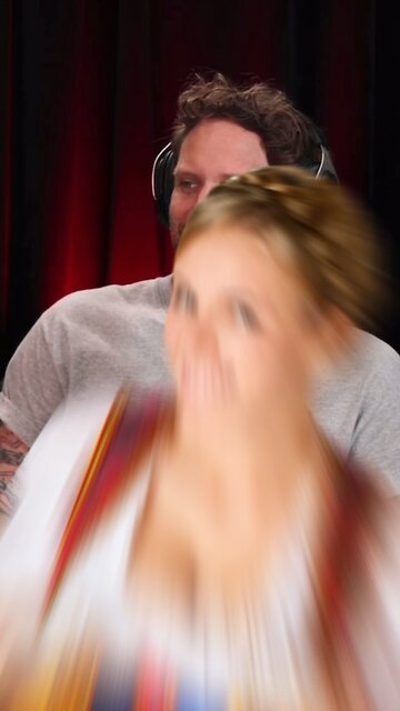 Two modes of drunk girl