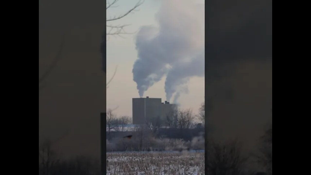 Factories Still Working in #Cold Weather in #Ohio #Slowmotion