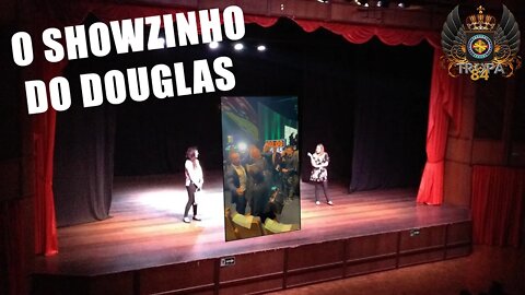 O Showzinho do Douglas com a playmob1L