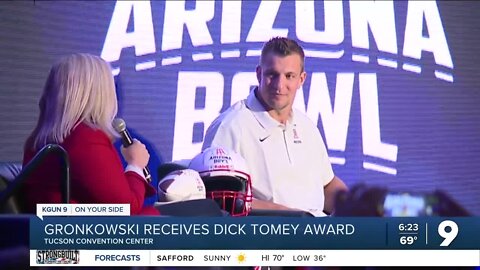 Barstool Sports donates $1M to Arizona businesses