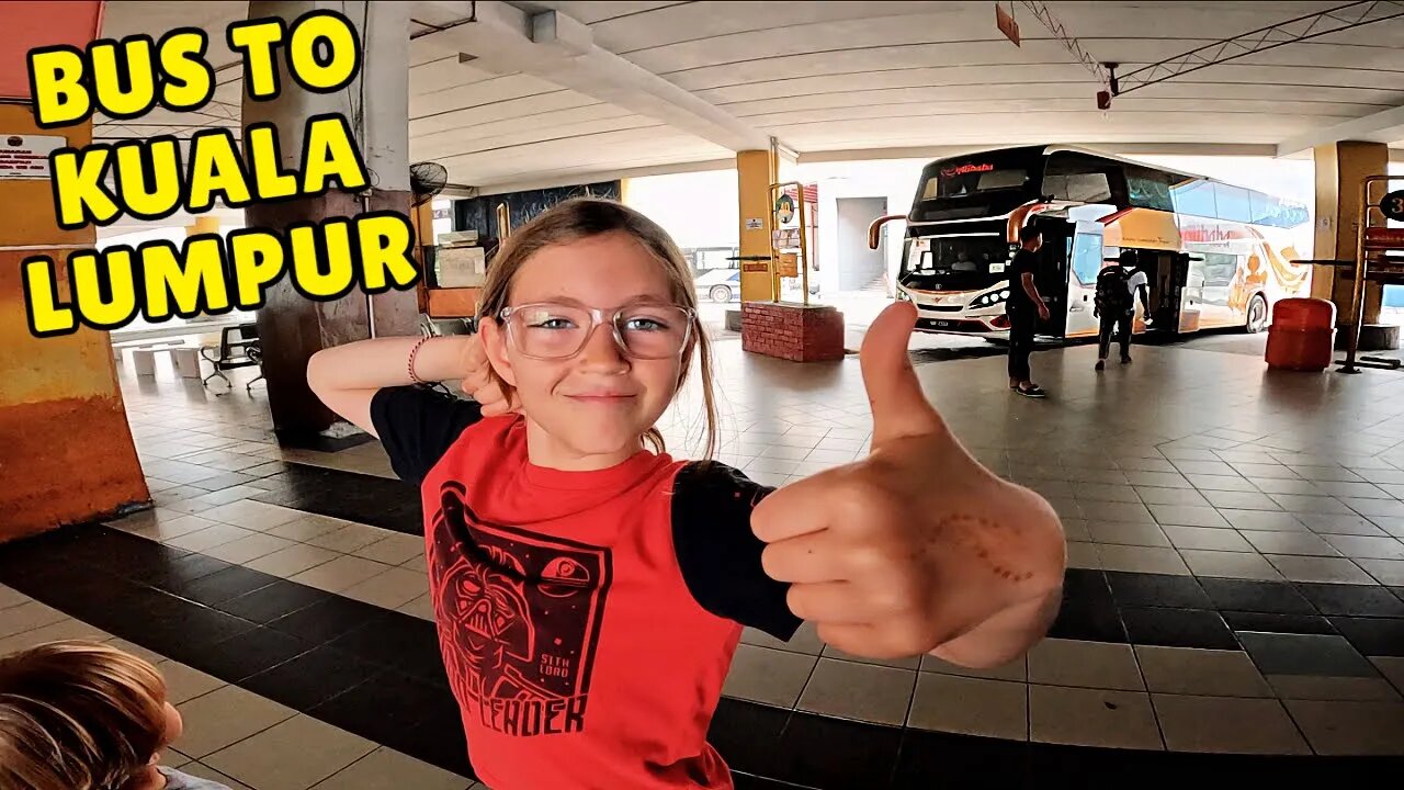 BUS RIDE to KUALA LUMPUR 🚌 & FREE LUXURY STAY 🏨 | TRAVEL HACKING TIPS