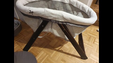 Ingenuity Foldaway Rocking Wood Bassinet - Carrington